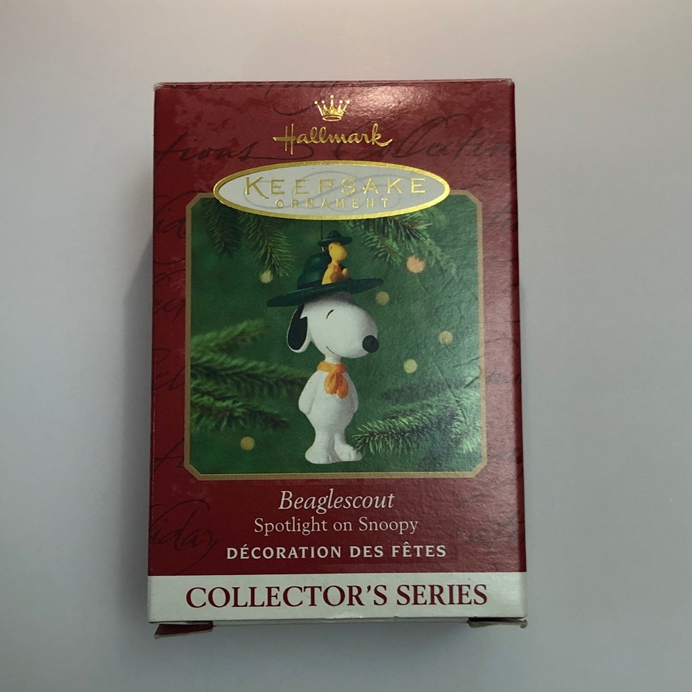 Beaglescout Spotlight on Snoopy Ornament